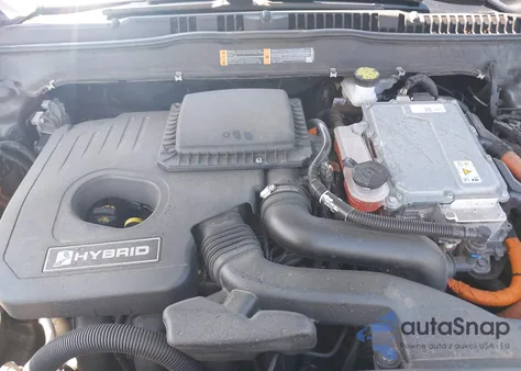 2019 Ford Fusion Hybrid Se z USA, uszkodzony, nr VIN 3FA6P0LU6KR208378